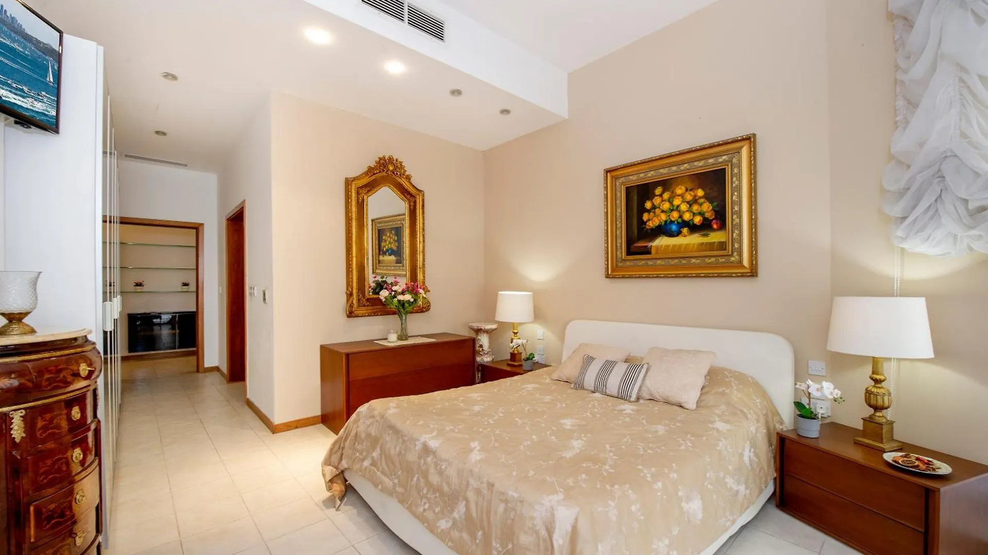 St. Julians Portomaso Marina Antique Apartment سانت جوليان