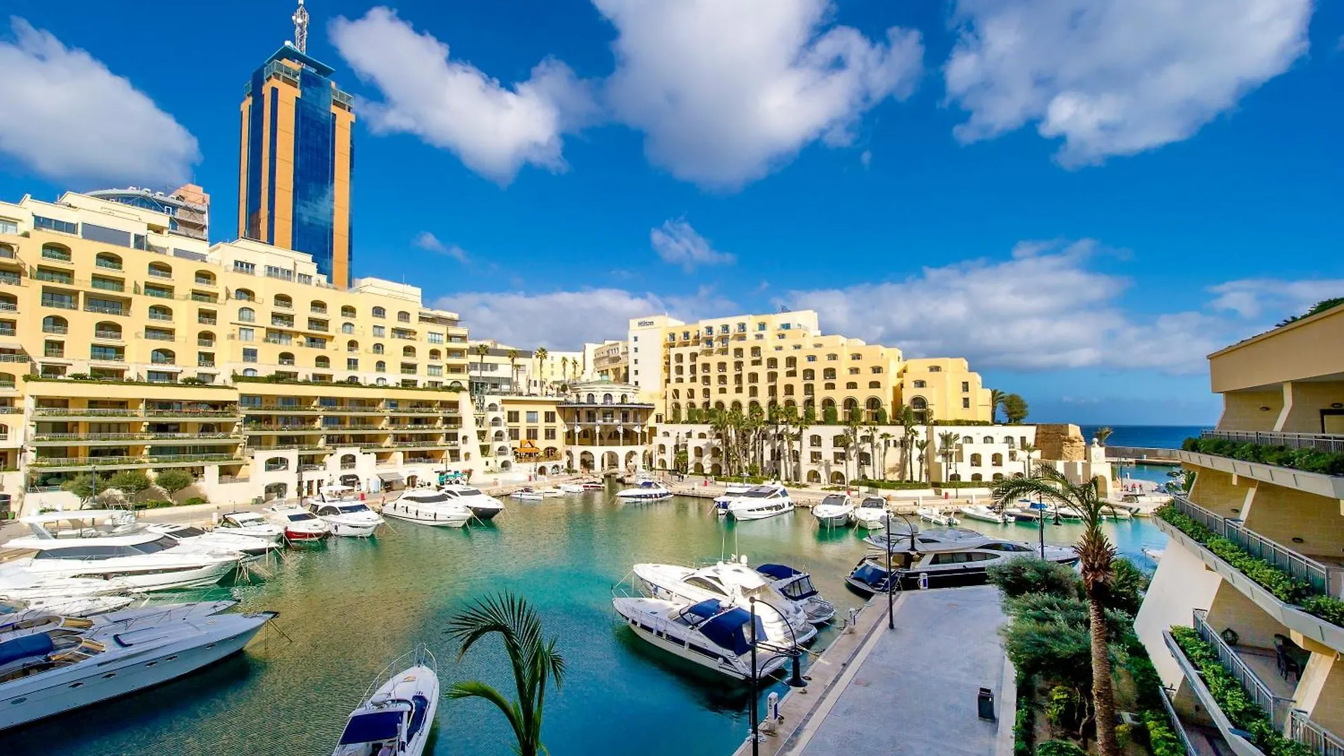 St. Julians Portomaso Marina Antique Apartment سانت جوليان 0*,  مالطا