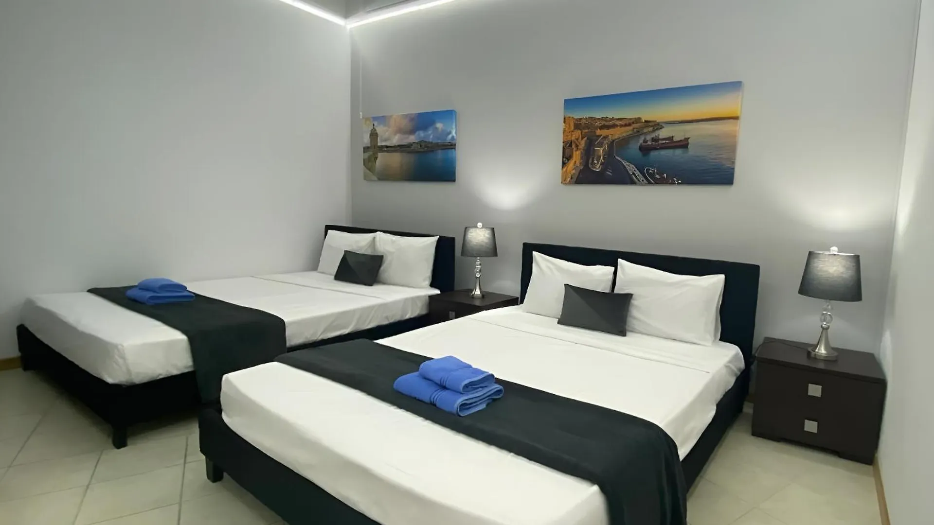St. Julians Portomaso Marina Antique Apartment سانت جوليان